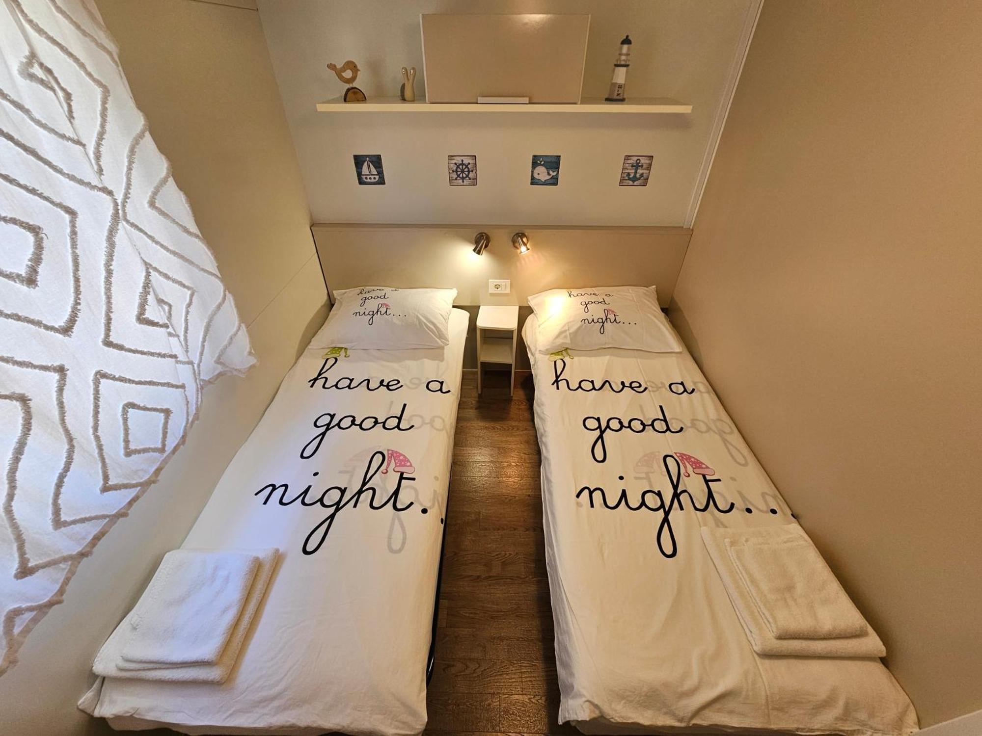 Mobile Home Sea Fairy , Jezera , Murter Tisno Eksteriør billede